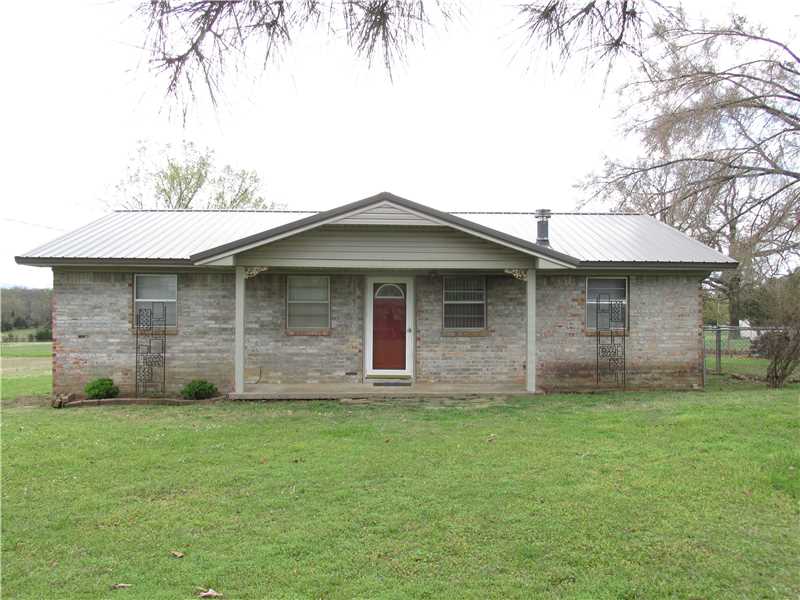 200 Dennis Rd, Poteau, OK 74953