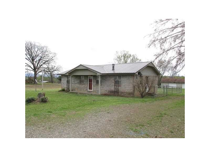 200 Dennis Rd, Poteau, OK 74953