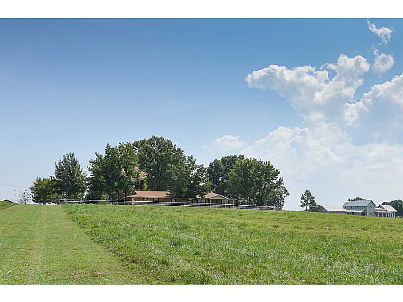 4770 Rd S, Roland, OK 74954