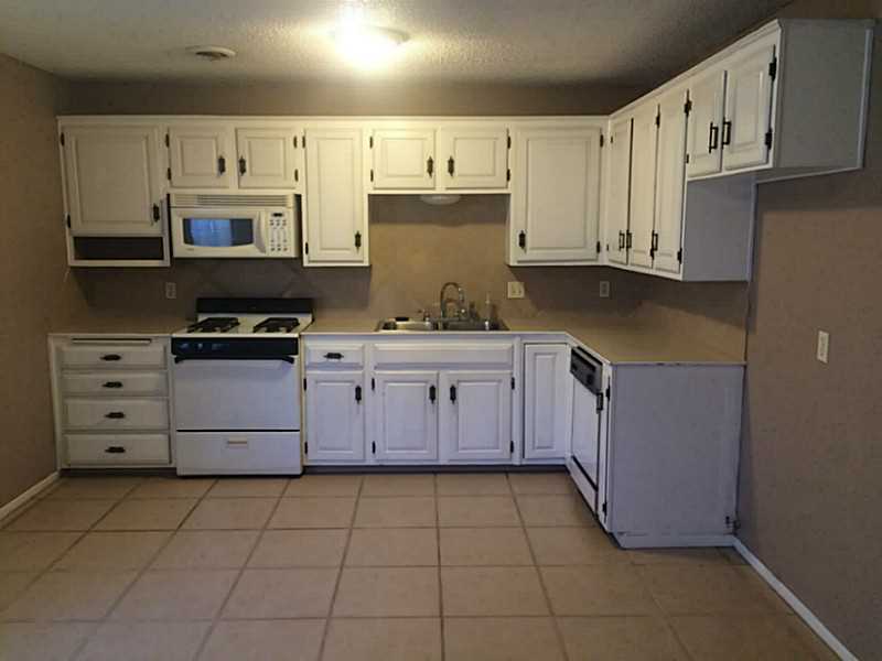 101 Beta Cir, Roland, OK 74954