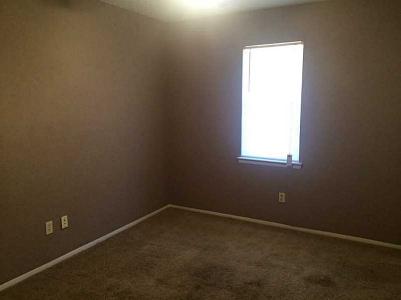 101 Beta Cir, Roland, OK 74954