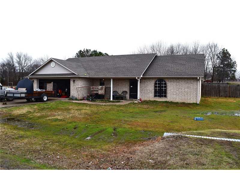 105 Maegan Dr, Roland, OK 74954