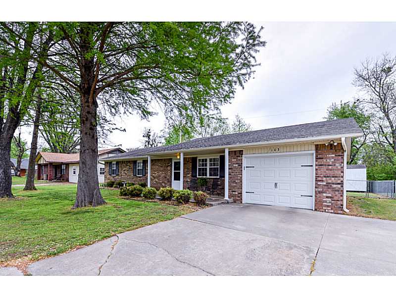 103 Granny St, Roland, OK 74954