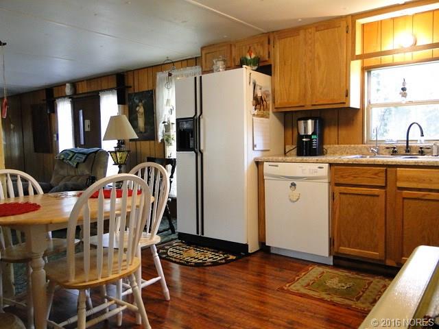 102383 S 4624 Road, Sallisaw, OK 74955