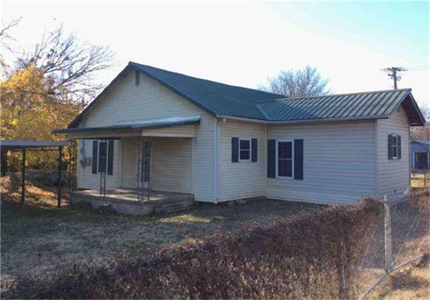 604 East Delaware St, Sallisaw, OK 74955
