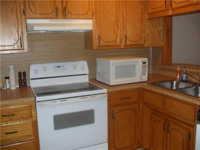 101 Doris Drive Dr, Sallisaw, OK 74955