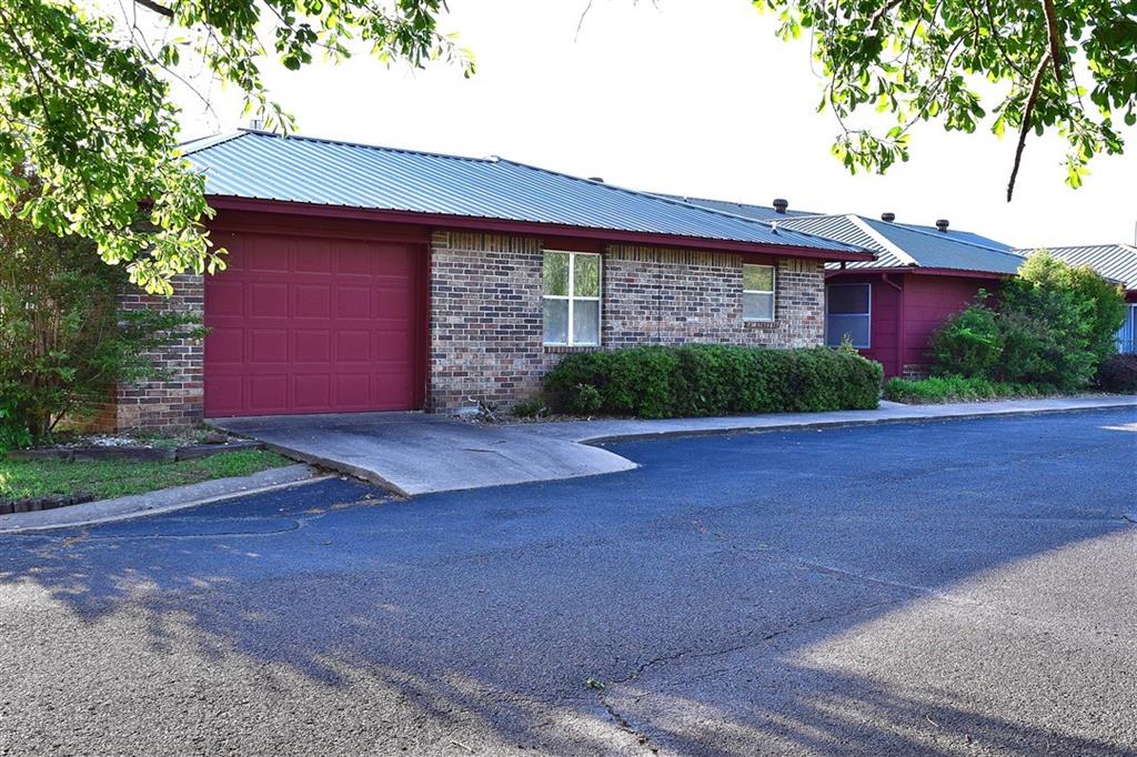 101 DorisDR Unit #57, Sallisaw, OK 74955