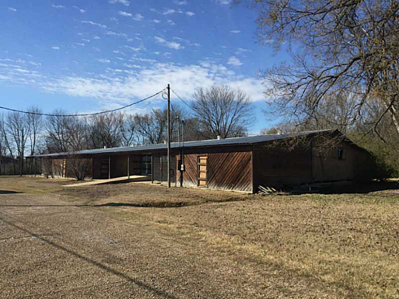 3609-3611 Cherokee Ave W, Sallisaw, OK 74955