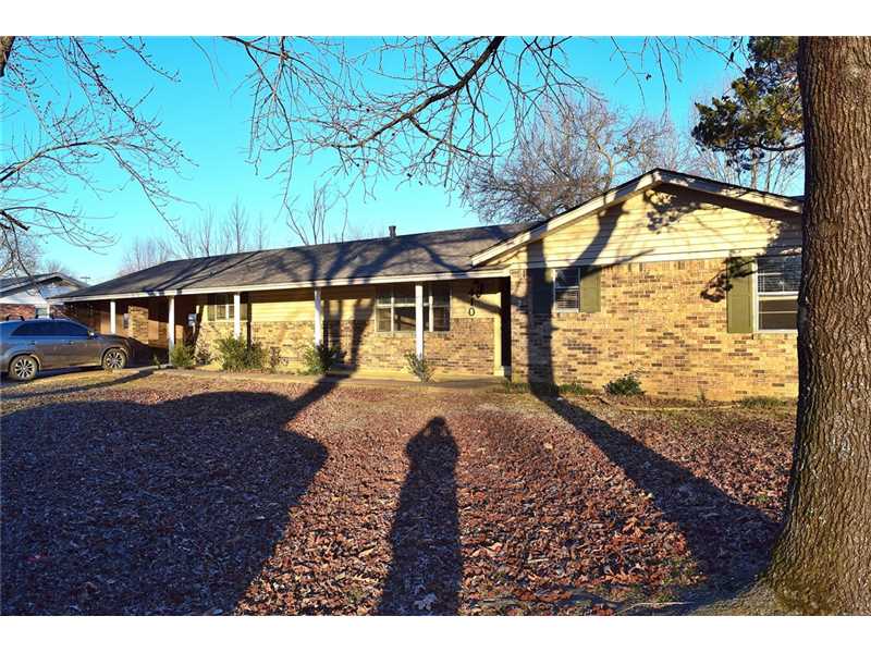 410 Pecan St S, Sallisaw, OK 74955