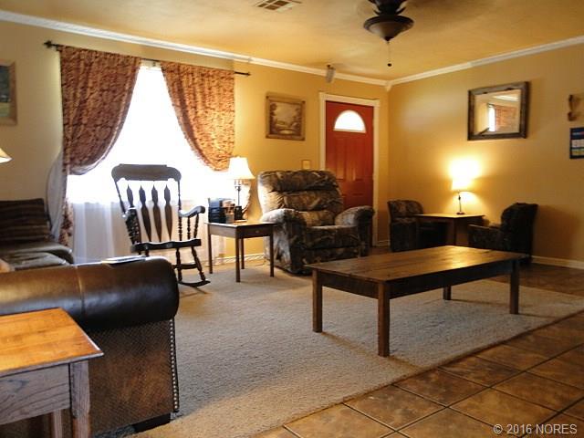 2908 Autumn Avenue, Sallisaw, OK 74955