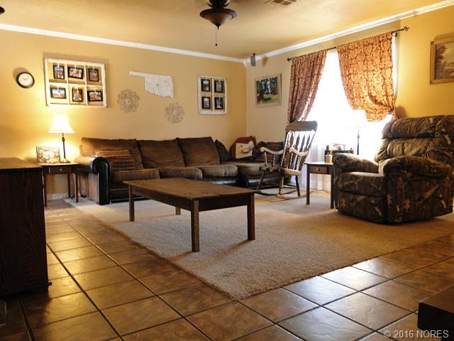 2908 Autumn Avenue, Sallisaw, OK 74955