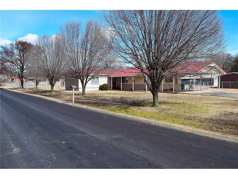 710 Buffington Rd N, Sallisaw, OK 74955