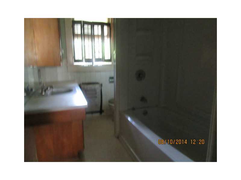 401 So. Ash ., Spiro, OK 74959