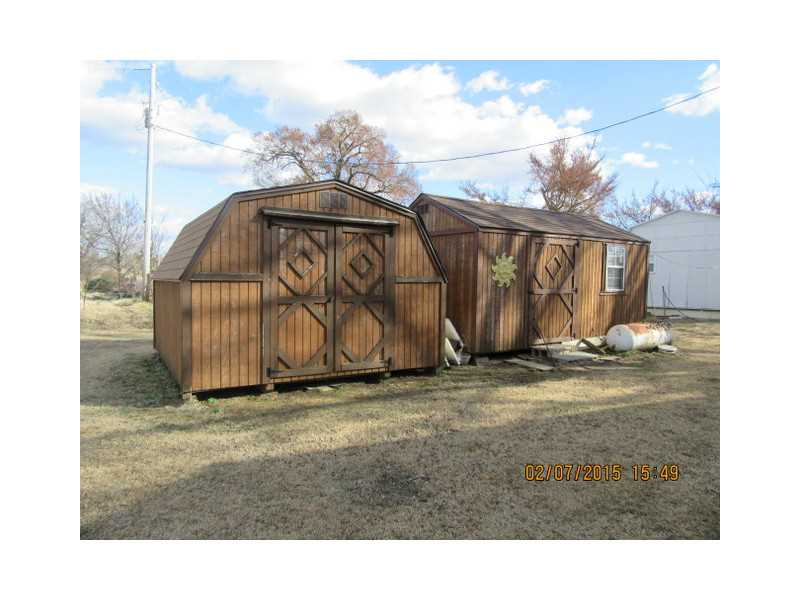 19567 Race Track Rd, Spiro, OK 74959