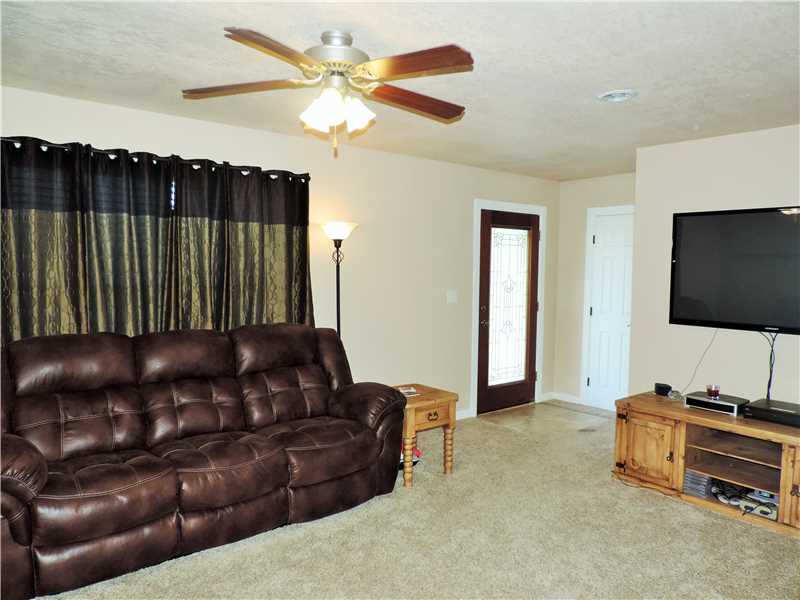 19209 P Collins Rd, Spiro, OK 74959