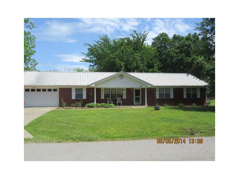 220 N Boston St, Spiro, OK 74959