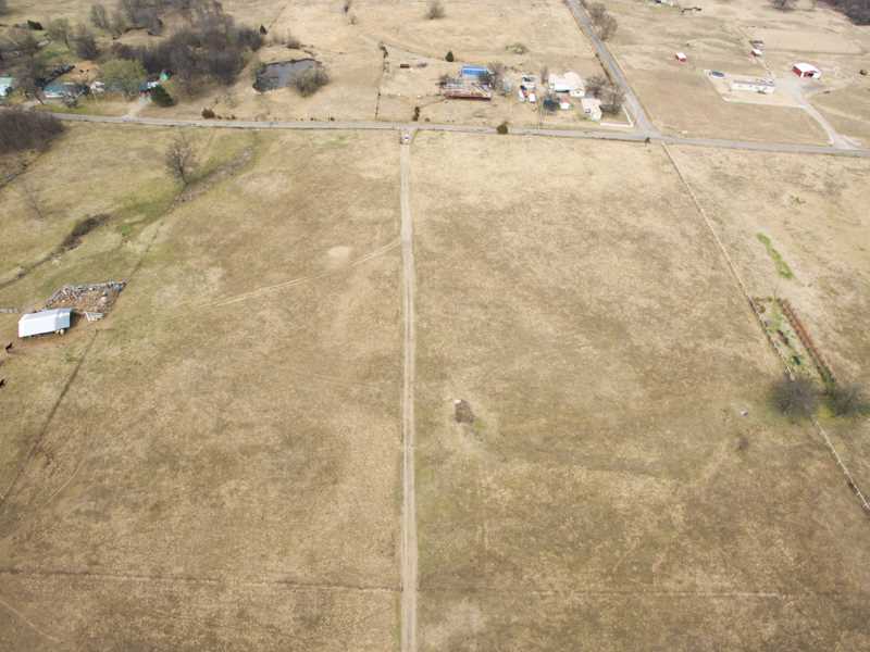 23501 Highline Rd, Spiro, OK 74959