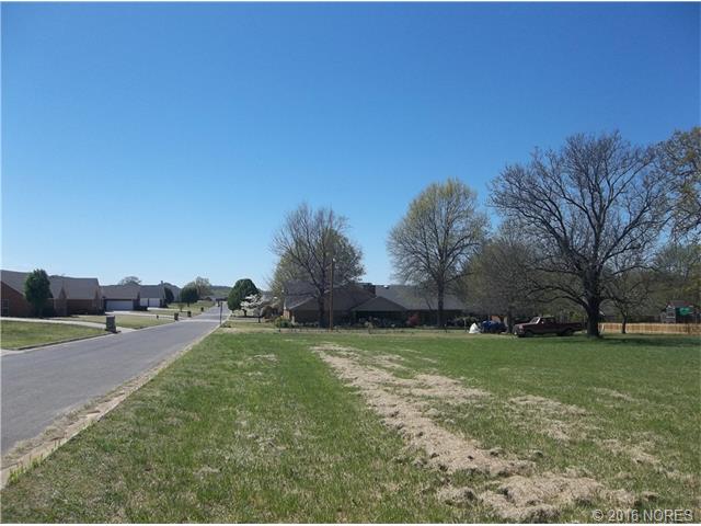 Persimmon Road, Stilwell, OK 74960