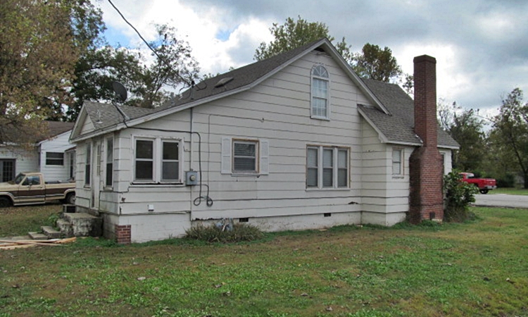 419 W. DIVISION ST., Stilwell, OK 74960
