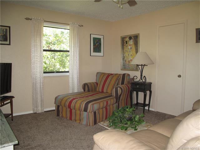 22063 947 Road, Vian, OK 74962