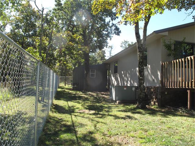 22063 947 Road, Vian, OK 74962
