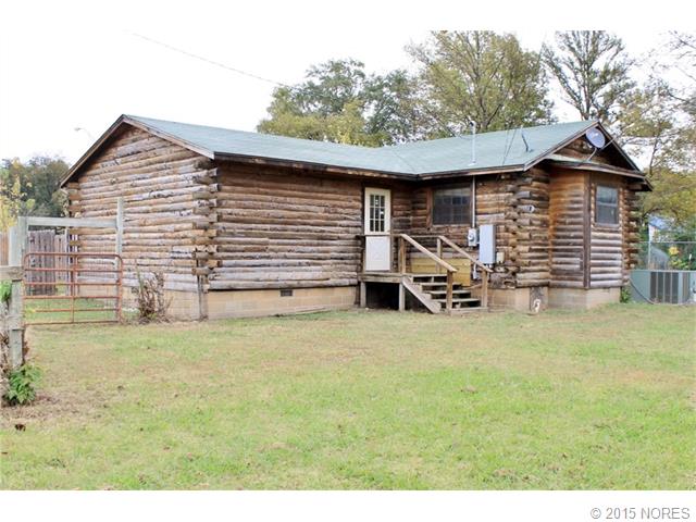 219 E Schley St, Vian, OK 74962