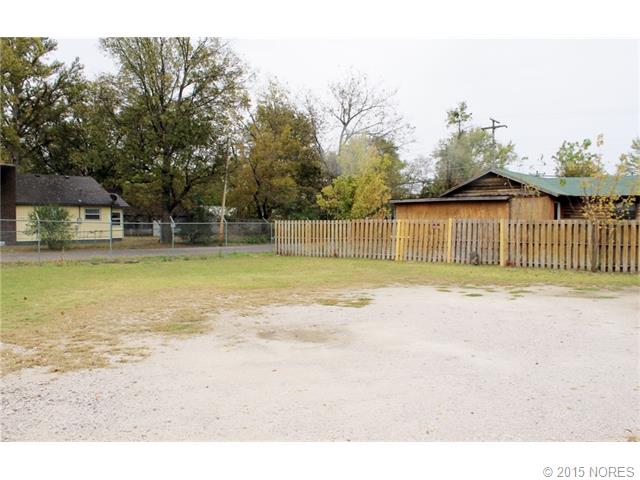 219 E Schley St, Vian, OK 74962