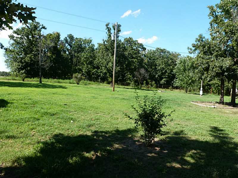 Rt 2 Box 484 Rd, Watts, OK 74964