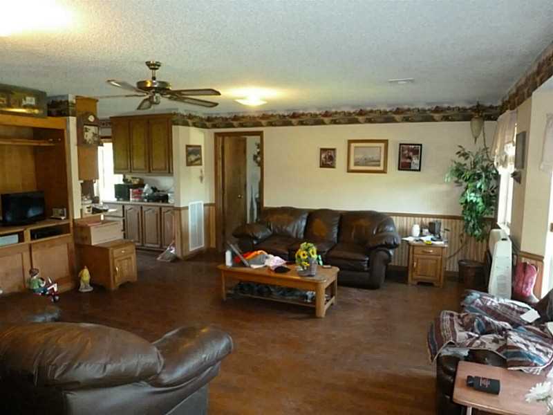 Rt 2 Box 484 Rd, Watts, OK 74964