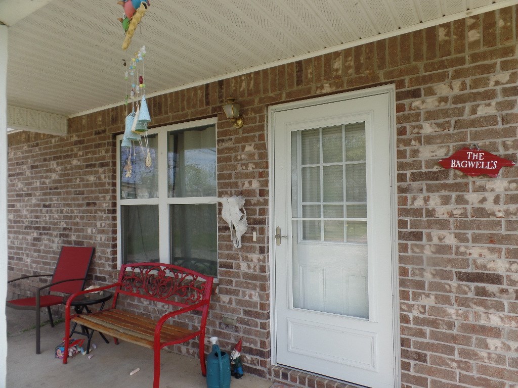 1320 ChoctawLN, Westville, OK 74965