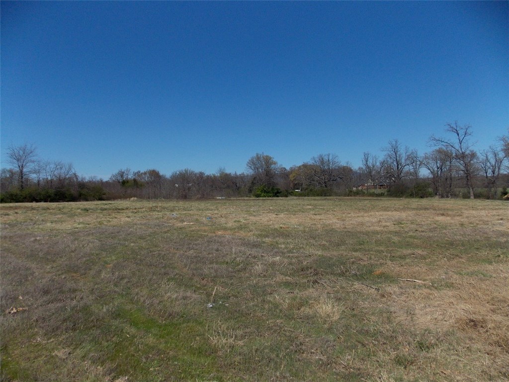 400 US 271HWY, Wister, OK 74966