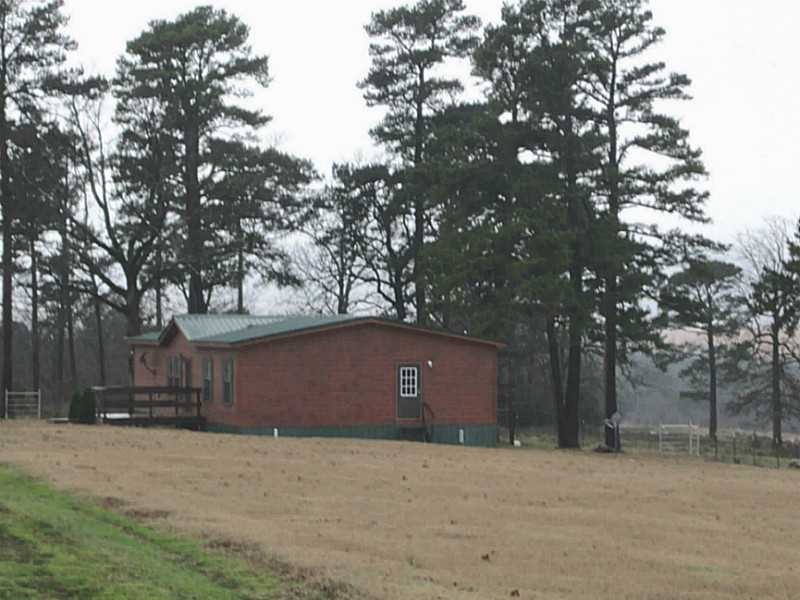 36879 Robinson Rd, Wister, OK 74966