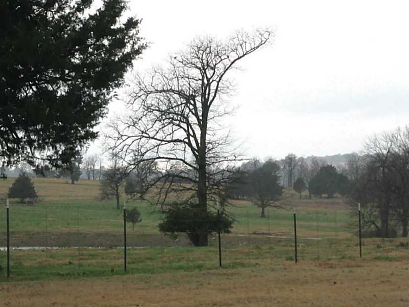 36879 Robinson Rd, Wister, OK 74966