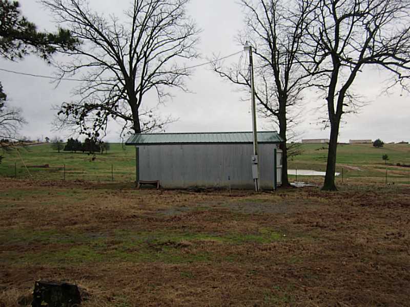 36879 Robinson Rd, Wister, OK 74966