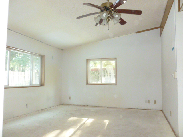 11692 Thrush Rd N EAurora, OR, 97002Marion County