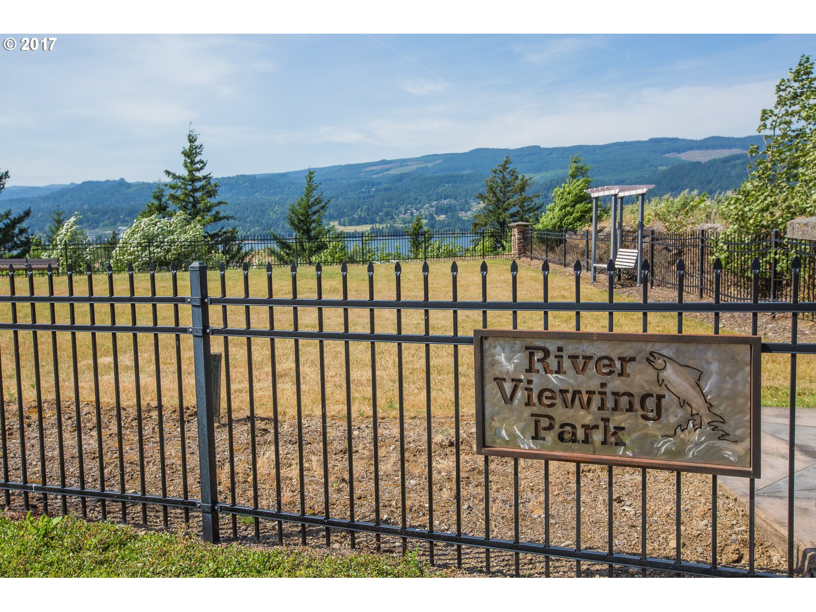 84 SHAHALA DR 12, Cascade Locks, OR 97014