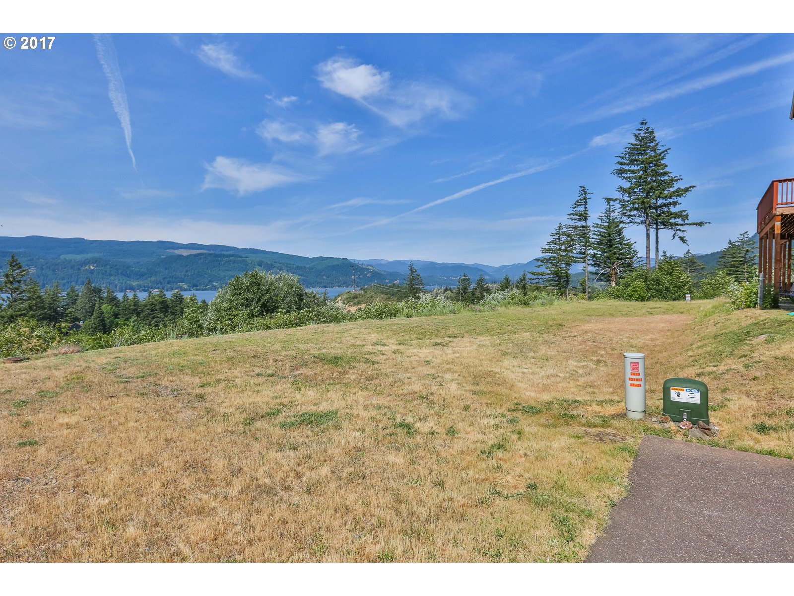 76 SHAHALA DR 10, Cascade Locks, OR 97014