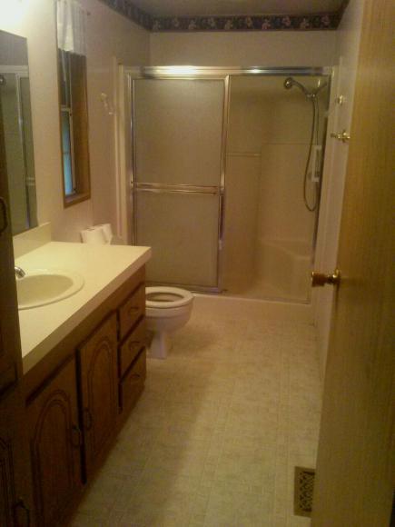 Riverbend Mobile Home Park 13900 SE Hwy 212 #16Clackamas, OR 97015
