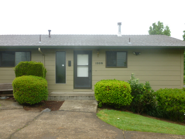 1325 NW Riverview AvenueGresham, OR, 97030Multnomah County