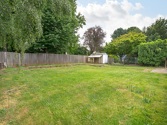 1242 SE 211th AvenuGresham, OR, 97030Multnomah County