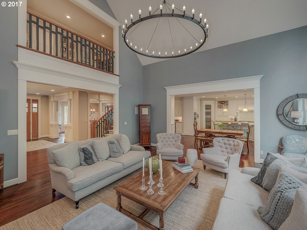 13571 GOODALL RD, Lake Oswego, OR 97034