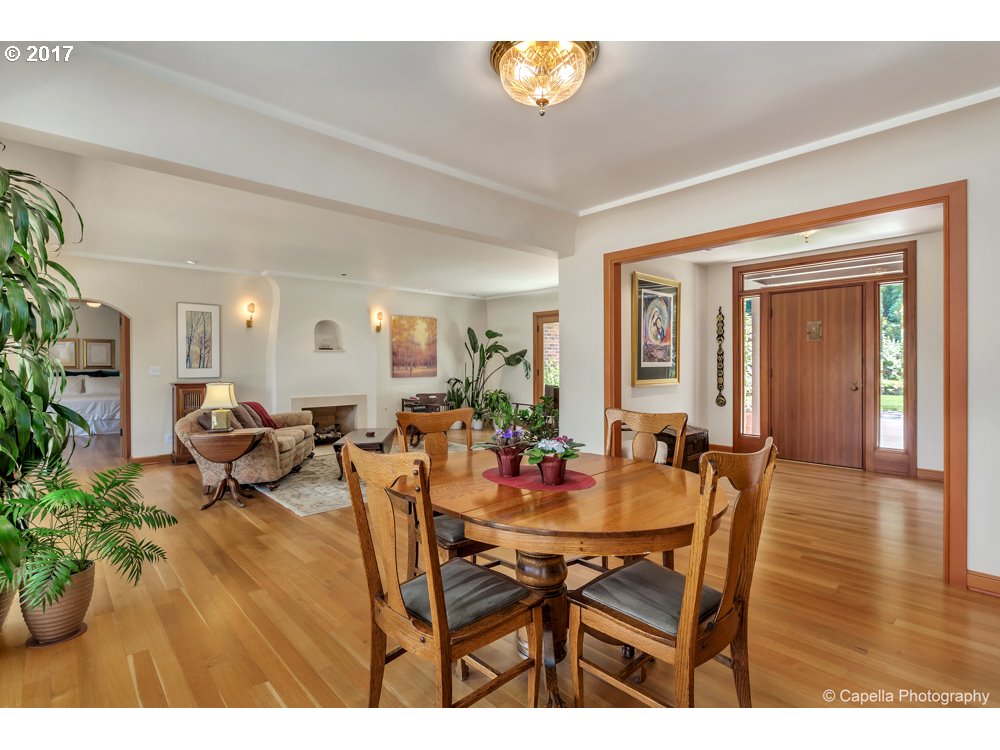 17515 BLUE HERON RD, Lake Oswego, OR 97034