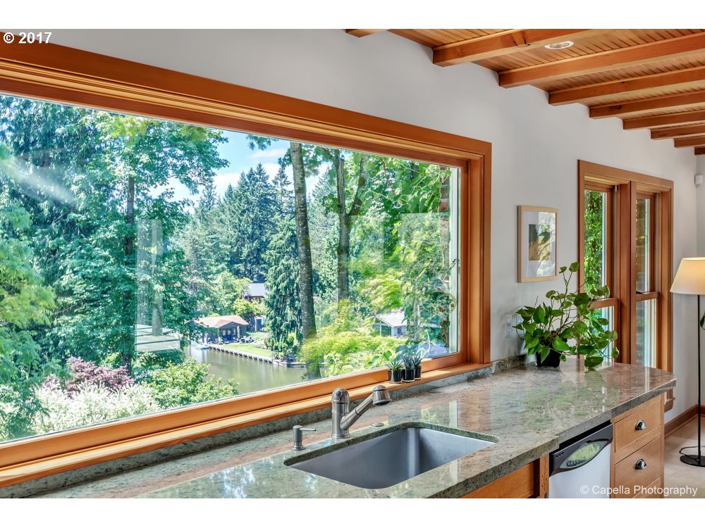 17515 BLUE HERON RD, Lake Oswego, OR 97034
