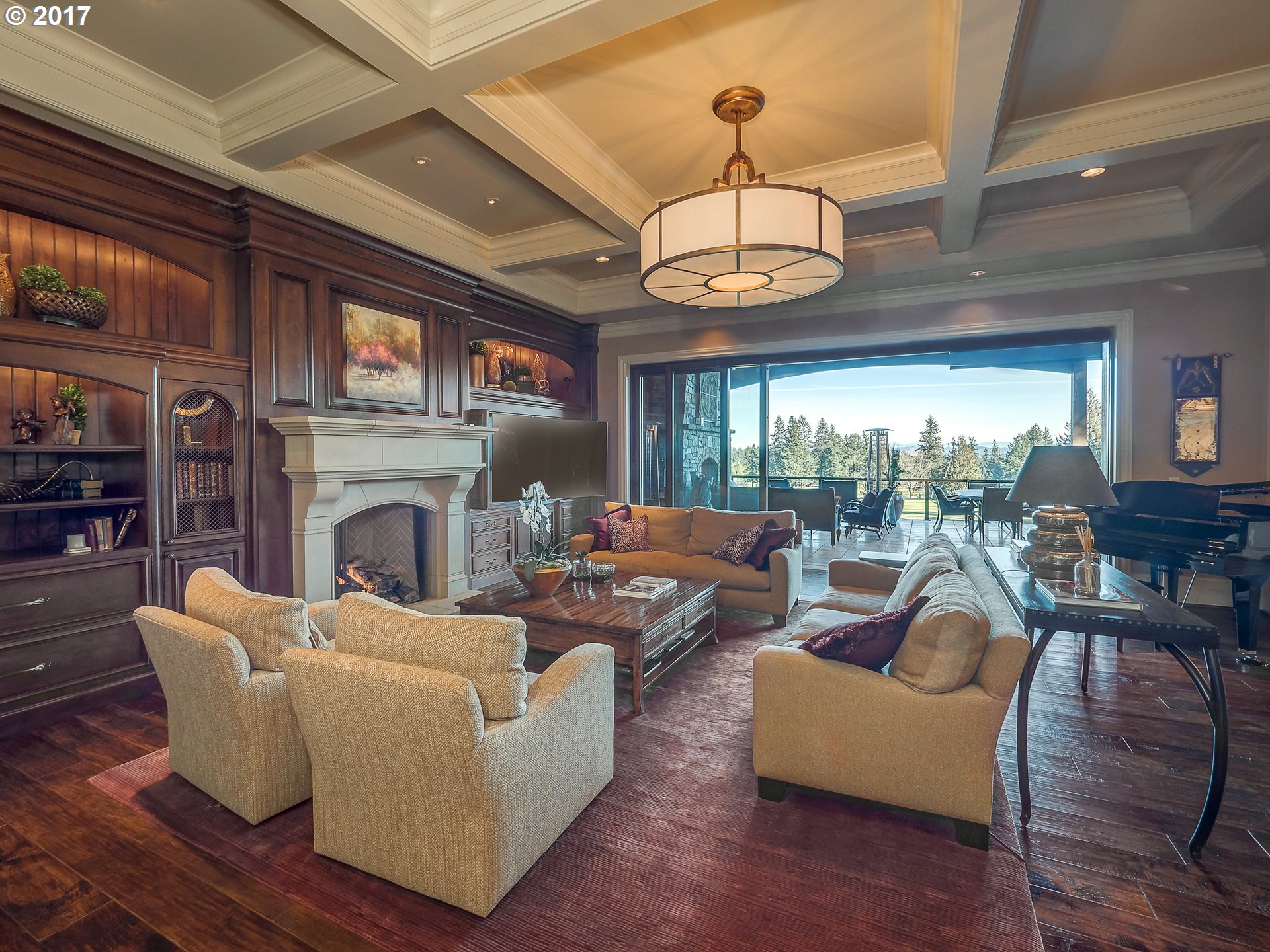 14390 UPLANDS DR, Lake Oswego, OR 97034
