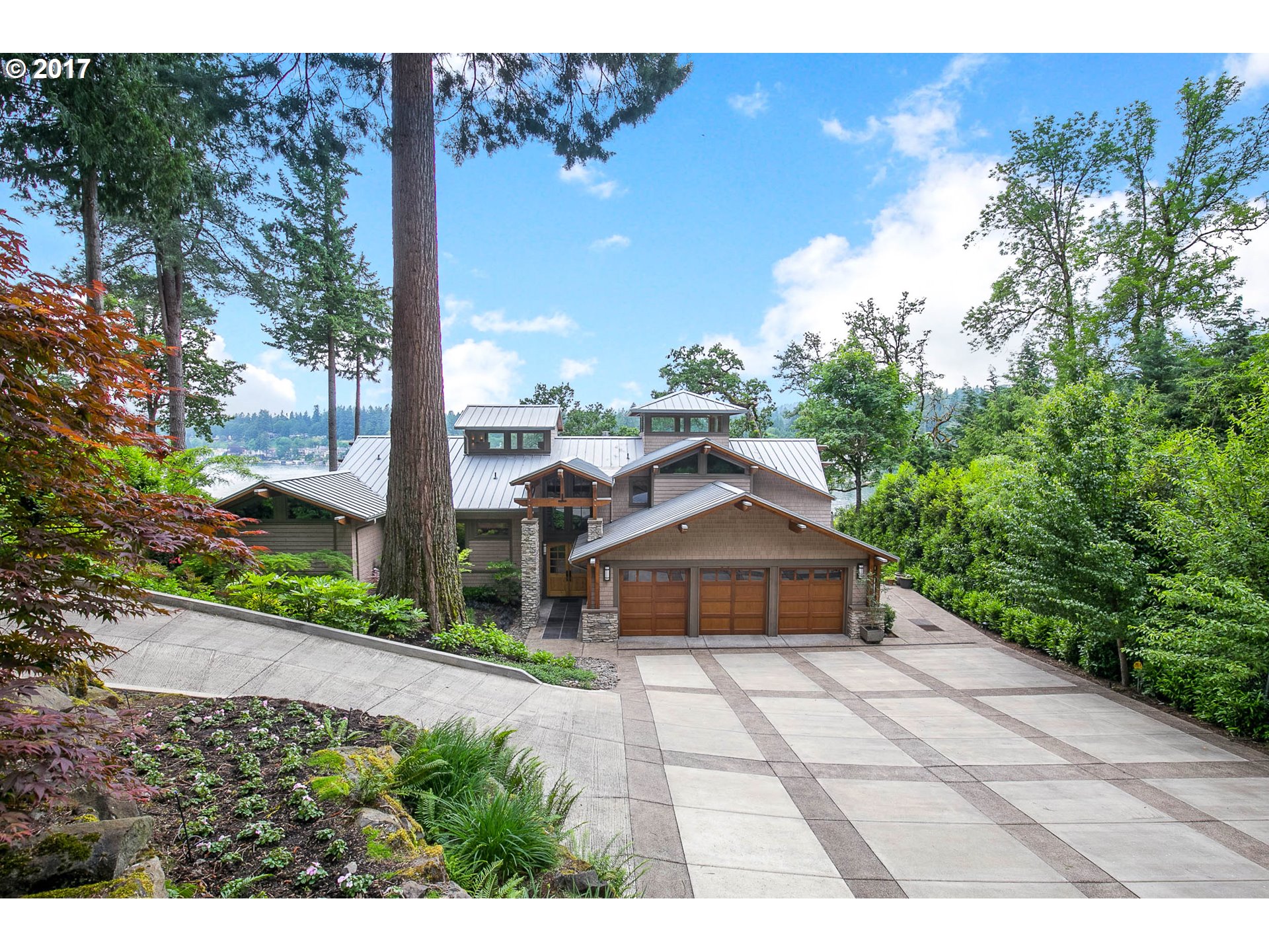 16661 SW Phantom Bluff Ct, Lake Oswego, OR 97034