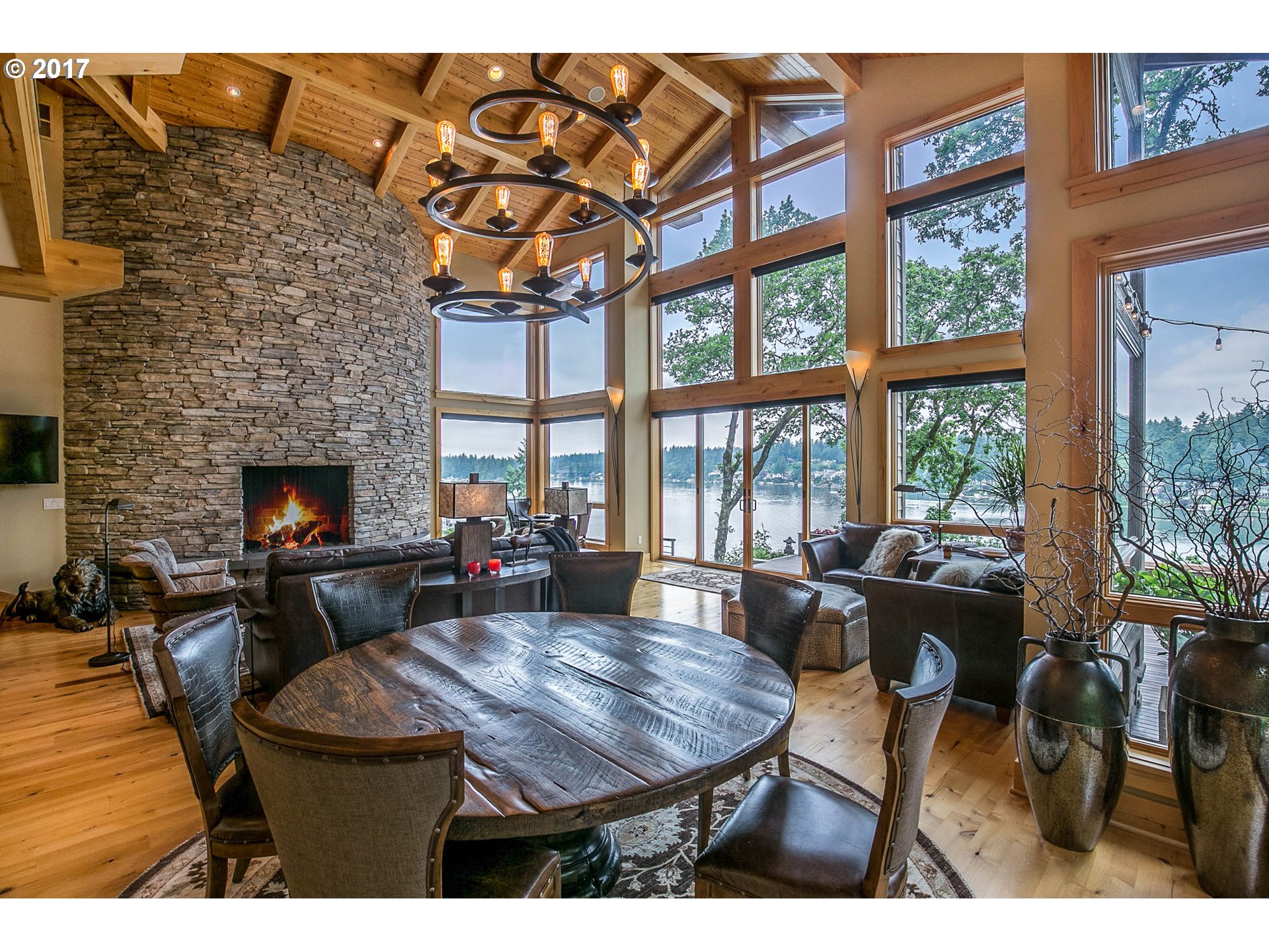 16661 SW Phantom Bluff Ct, Lake Oswego, OR 97034