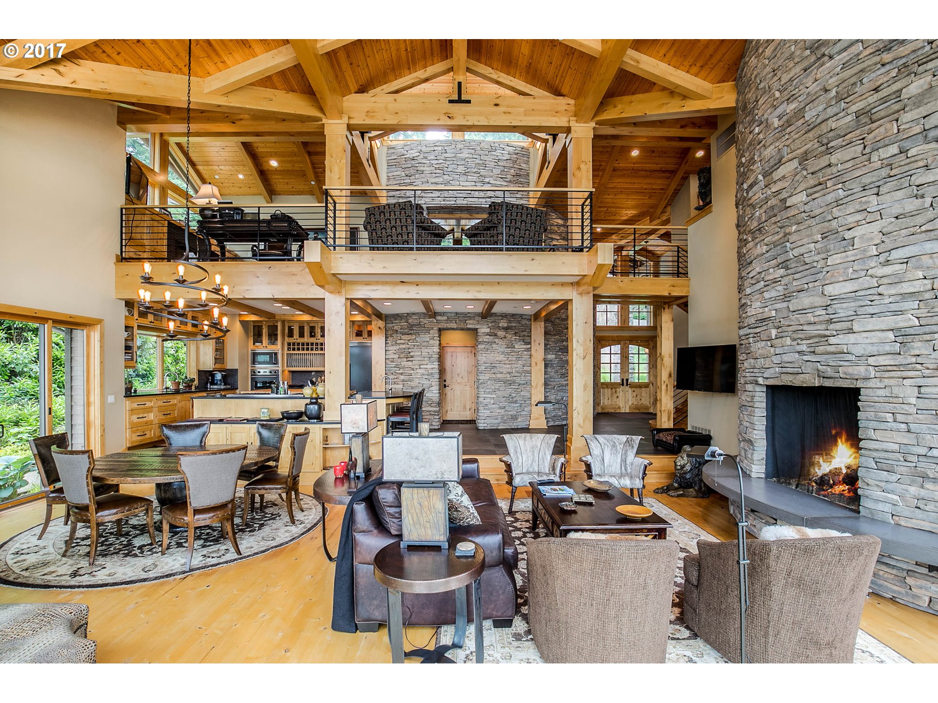 16661 SW Phantom Bluff Ct, Lake Oswego, OR 97034