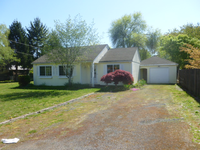 18918 Central Point RdOregon City, OR, 97045Clackamas County