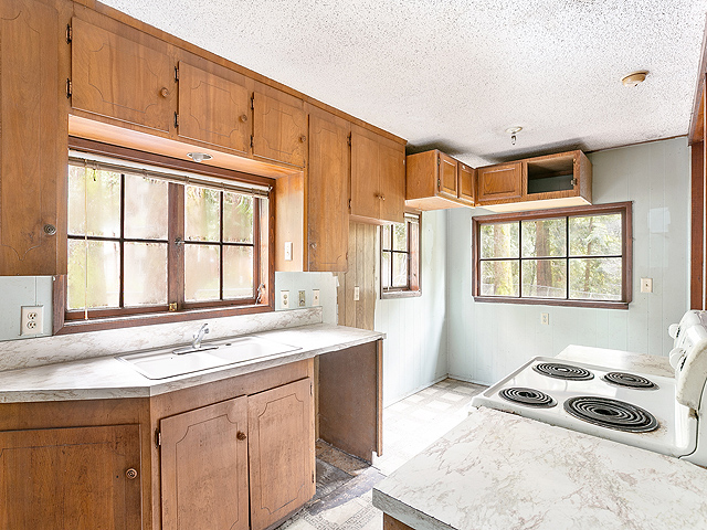 59045 SE Chalet PlSandy, OR, 97055Clackamas County