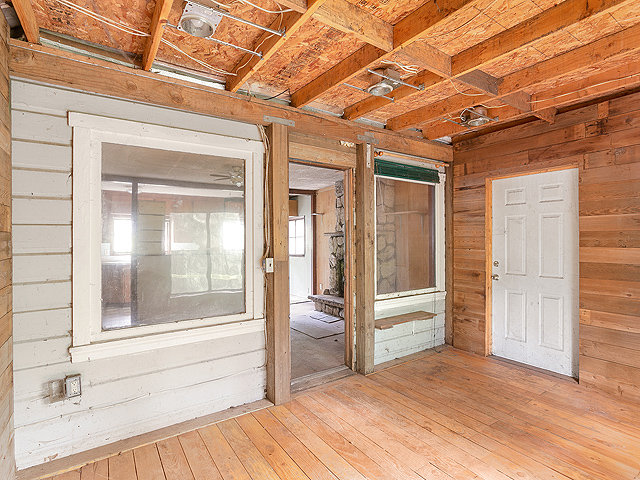 59045 SE Chalet PlSandy, OR, 97055Clackamas County
